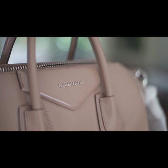 Stunning brand new givenchy Antigona in beige - Picture 1 of 4