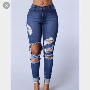 Fashion Nova High Waisted Beach Bum Jeans