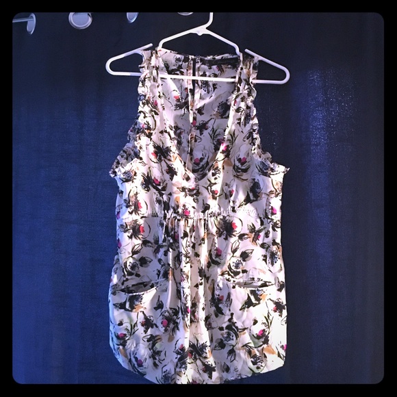 Patterson J. Kincaid sleeveless v-neck top