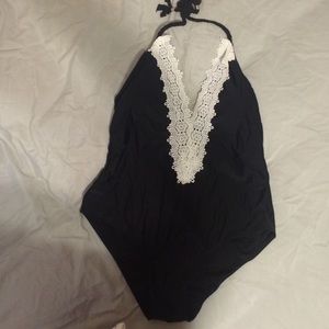 ONE PIECE BATHING SUIT WITH LACE