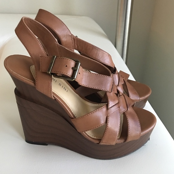 Gianni Bini Wedges