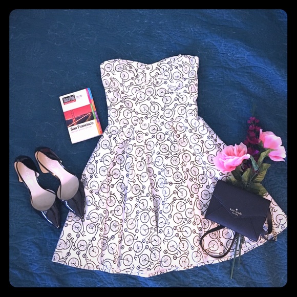 Varga Dresses & Skirts - Bicycle dress 🚲