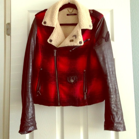 Amazing Aviator Leather Jacket