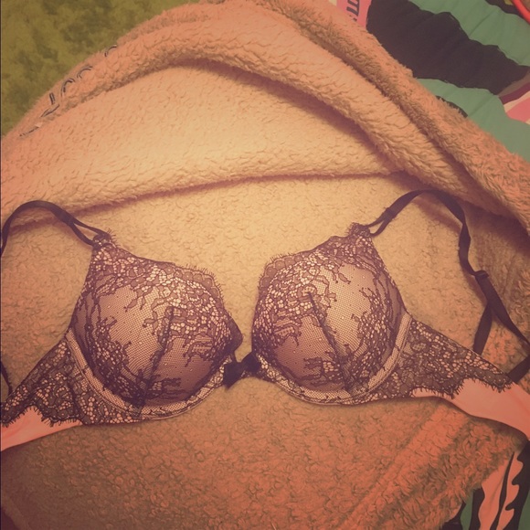 Victoria's Secret Bombshell