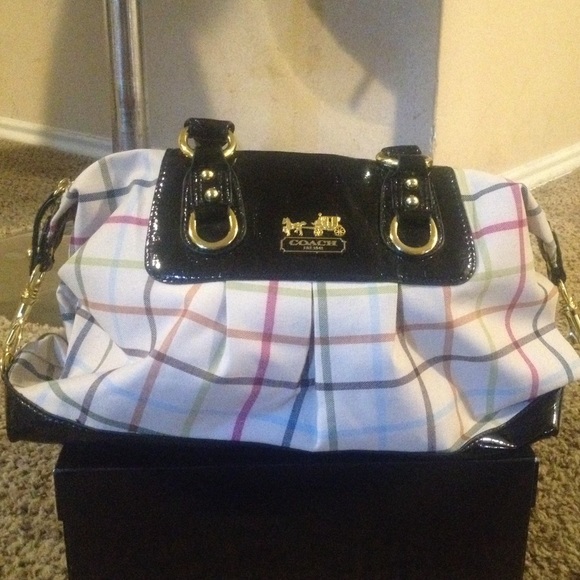 Coach Purse ! 🎀