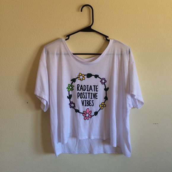 Radiate Positive Vibes Flowy Graphic Tee Med