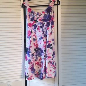 Size 4P dress
