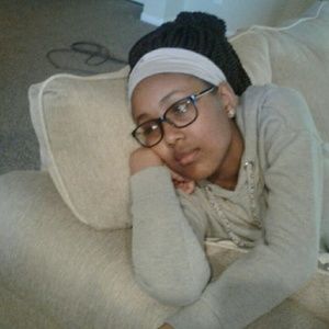 Meet your Posher, Jasmine