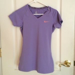 ❌sold❌ Nike Pro collection workout shirt