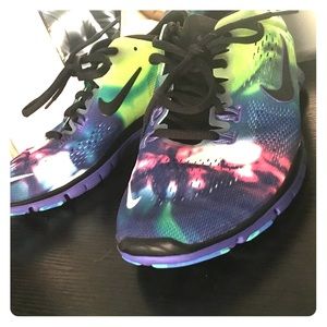 Women's Nike free 5.0 training sneakers