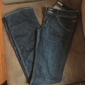 Hudson boot cut jeans size 27. Only worn once!