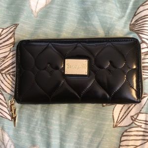 Betsey Johnson heart embossed wallet