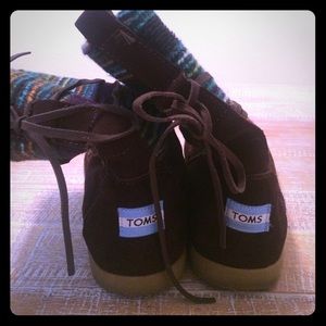 Toms comfy boots