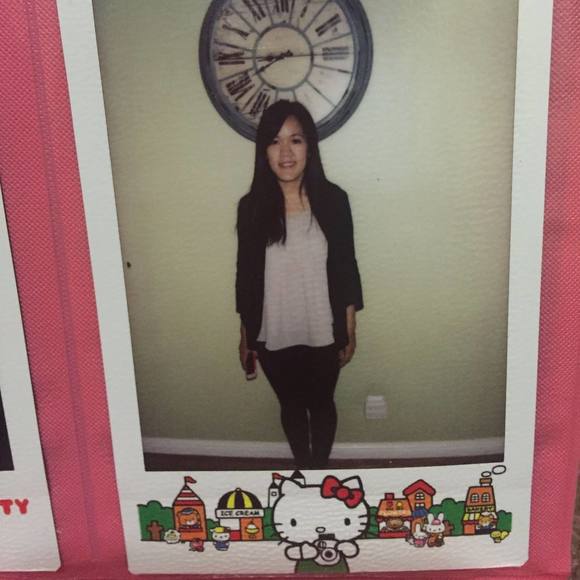 Meet your Posher, Whitney - Picture 1 of 1