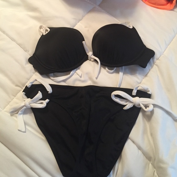 VS bikini