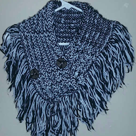 Little girls shawl scarf