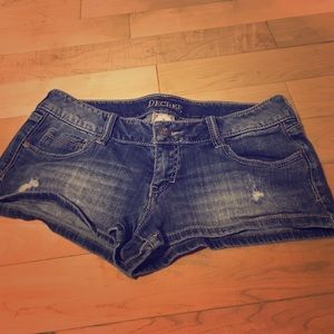 Jean short shorts