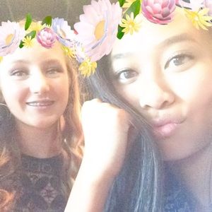 Meet your Posher, Chloe