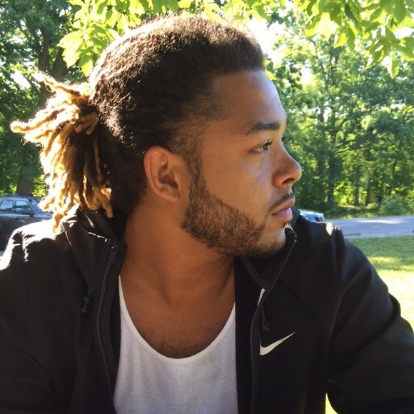 Meet your Posher, Rayshawn - Picture 1 of 1