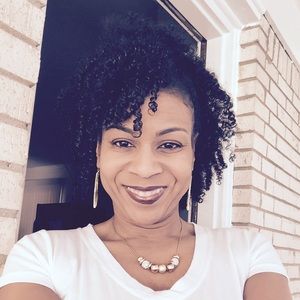 Meet your Posher, Taelar