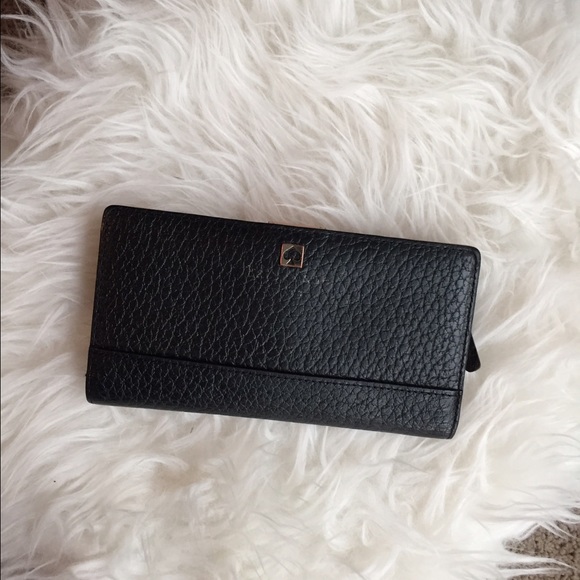 Kate Spade Southport Avenue Slim Wallet in Black