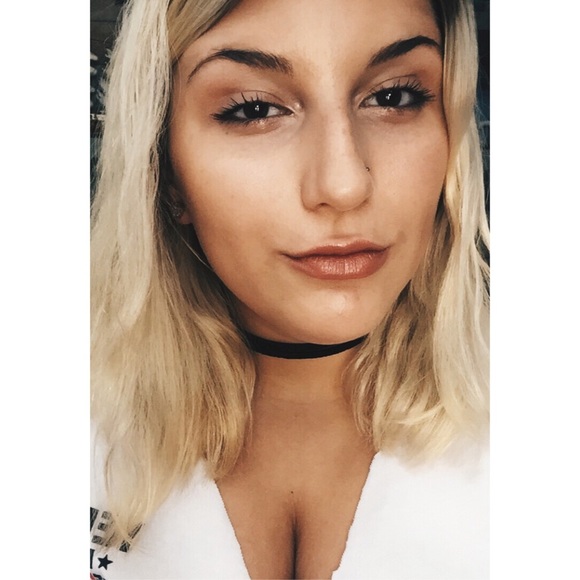 Meet your Posher, Gabbi - Picture 2 of 4