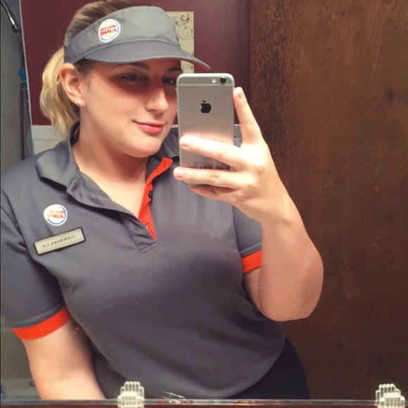 Meet your Posher, Gabbi - Picture 4 of 4