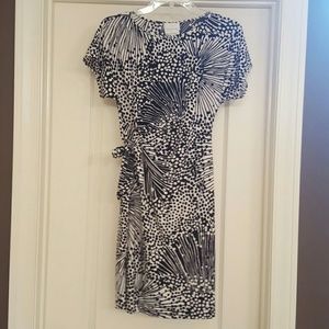 A Pea in the Pod maternity dress