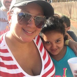 Meet your Posher, Priscilla