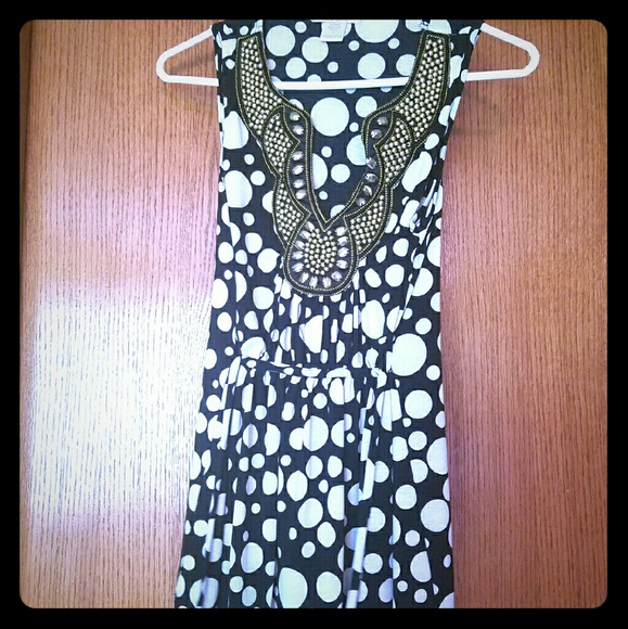 Flowy tank