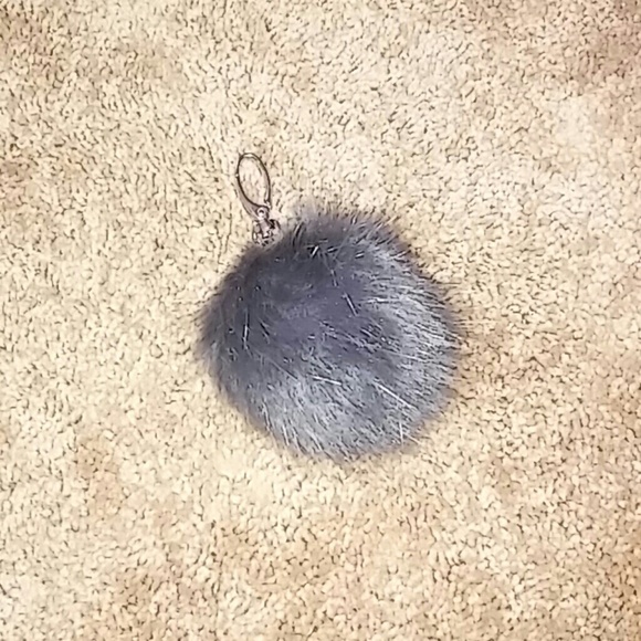 Puff ball accesory
