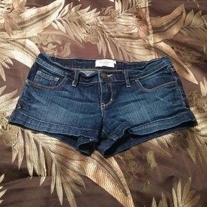 Abercrombie & Fitch Flap Pocket Denim Shorts 0