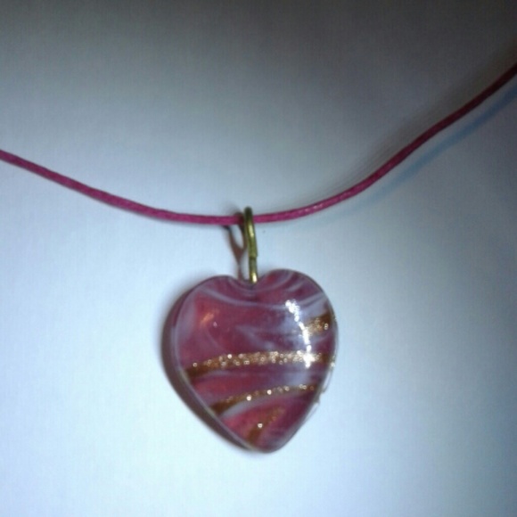 PINK HEART NECKLACE - Picture 1 of 4