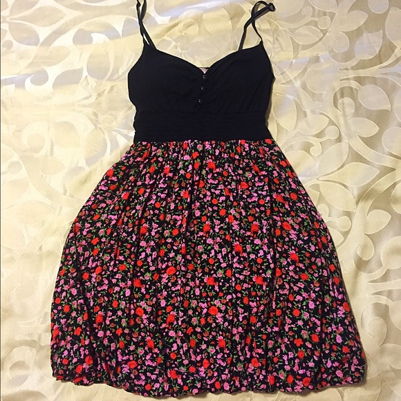 Floral dress 🌸