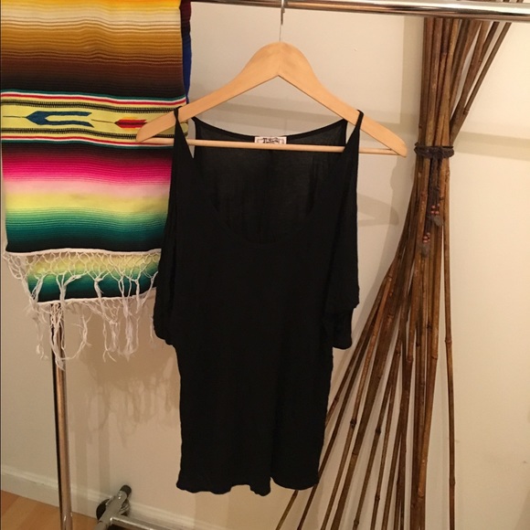 Black shoulder cutout top