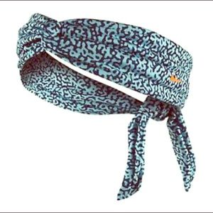 Nike Studio Twist Headband