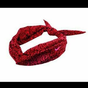 Nike Studio Twist Headband