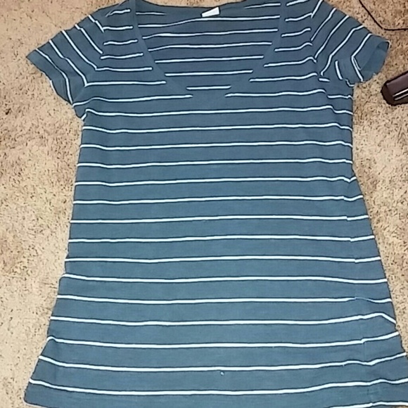 Striped V-Neck - Picture 1 of 3