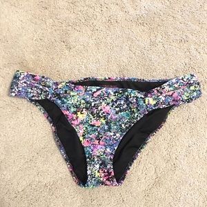 Victoria's Secret swim bottoms! Size M/M