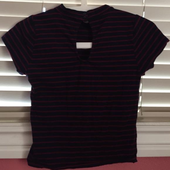 cute top - Picture 2 of 3