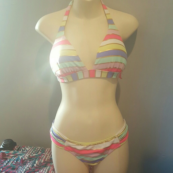 Striped Victoria's Secret Swim Top - Picture 1 of 3