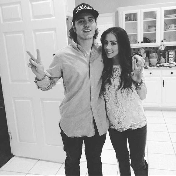 Meet your Posher, Kate - Picture 3 of 4