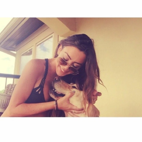 Meet your Posher, Kate - Picture 1 of 4