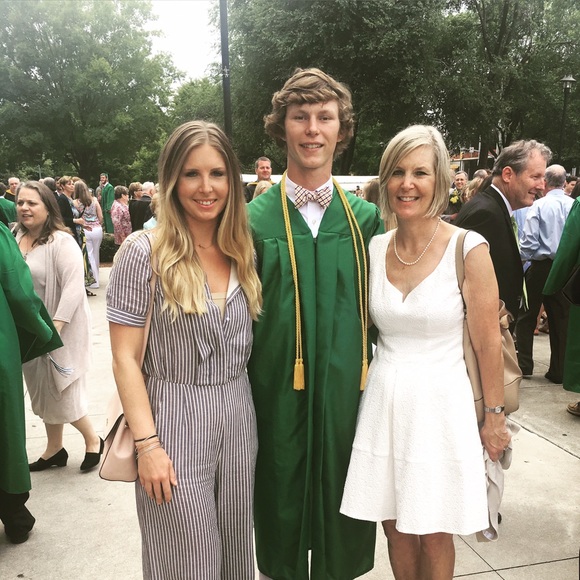 Meet your Posher, Caroline