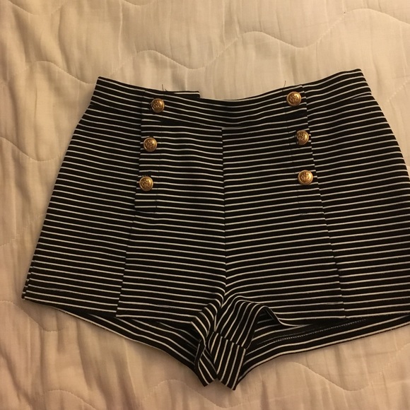 BOGO!!!! 1/2 off Forever 21 high waisted shorts! - Picture 3 of 3