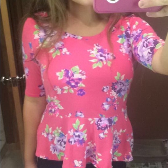 Pink Floral Elbow Length Sleeves Blouse