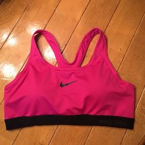 NIKE PRO sports bra!