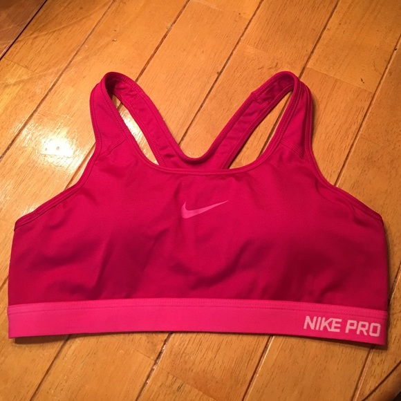 NIKE PRO medium impact sports bra!