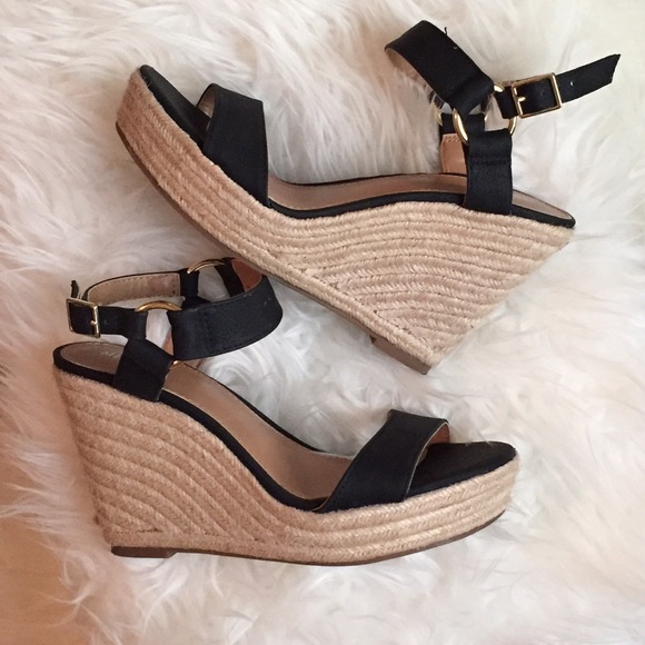 ❗️Flash Sale❗️Faux Leather Strappy Rope Wedges
