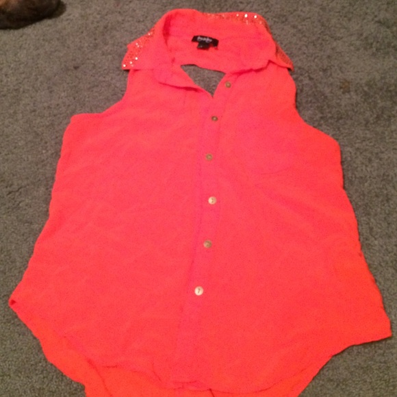 sleeveless, rhinestone collar